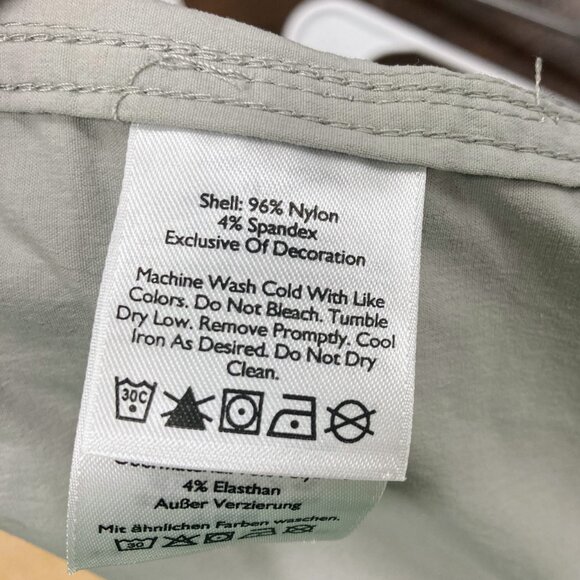 Eddie Bauer travel jacket, lightweight, lots of pockets! - Picture 5 of 5